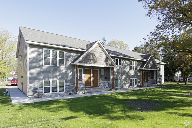 Foto del edificio - Baybrooke Properties