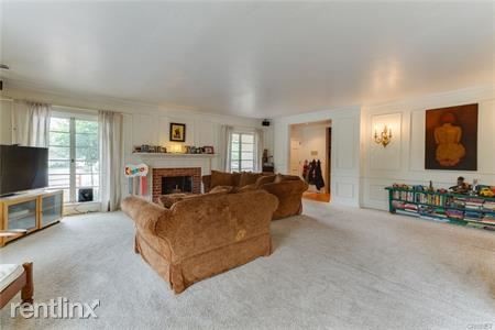 Building Photo - 3 br, 3 bath House - 4718 Saint Clair Ave
