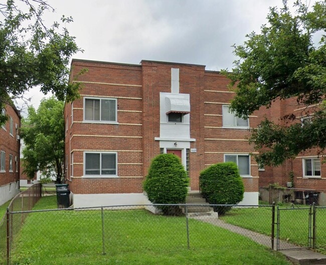 Building Photo - 5009 Newfield Ave