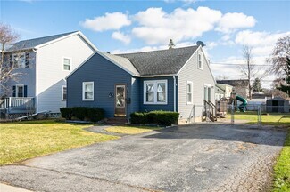 Building Photo - 241 Chesterton Rd