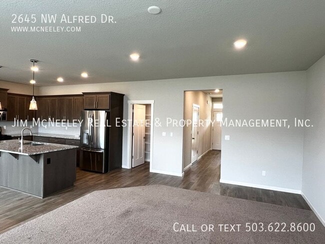 Foto del edificio - 2645 Alfred Dr