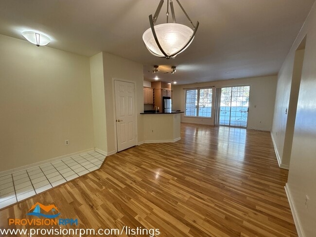 Foto del edificio - 502 Mathias Hammond Way