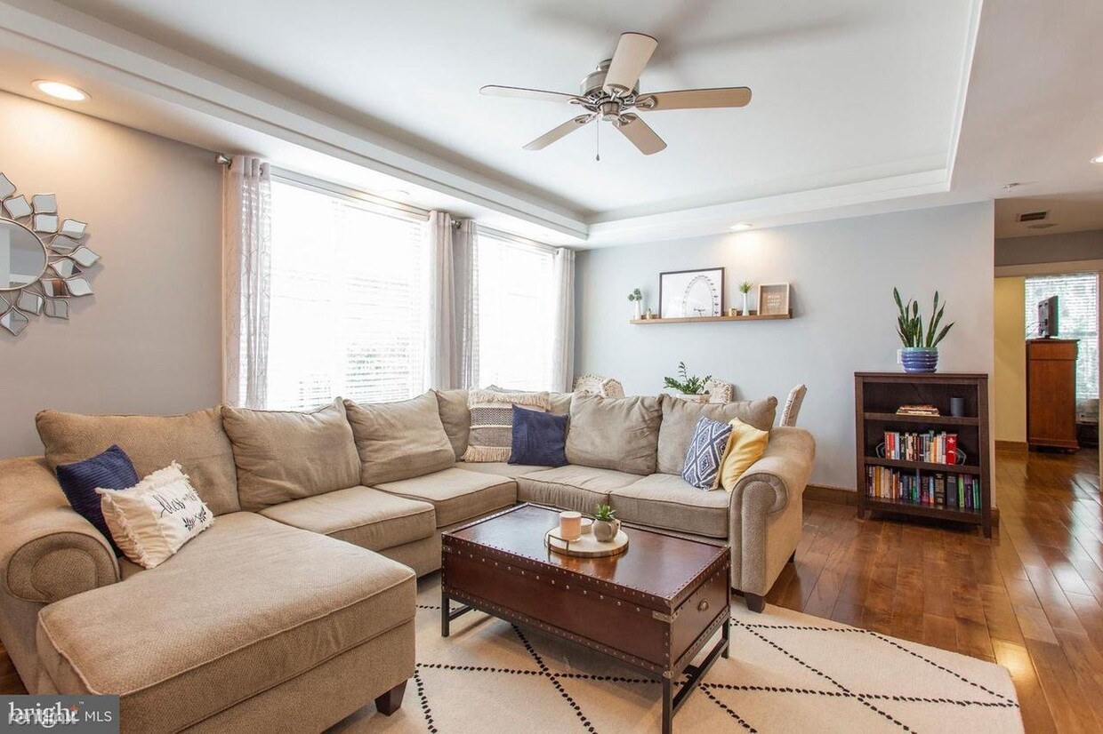 Foto principal - 1241 Buttonwood St
