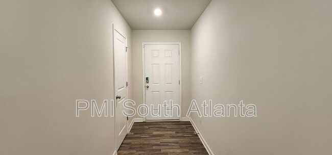 Building Photo - 116 Dogwood Ln