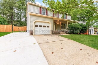 Building Photo - 104 Castle Bay Ct