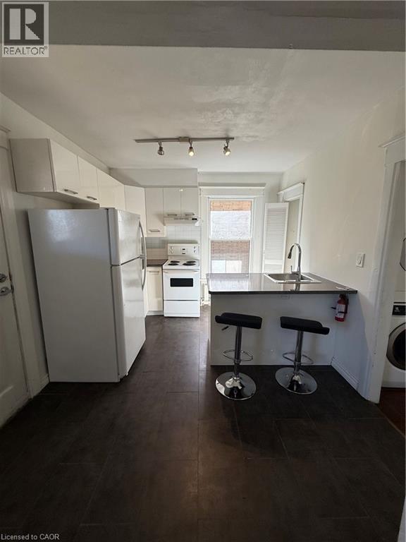 Photo du bâtiment - 11 Proctor Blvd