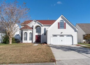 Building Photo - 2544 7 Kings Rd