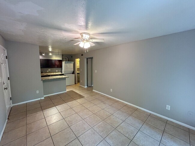 Foto del edificio - 1015 SW 9th St