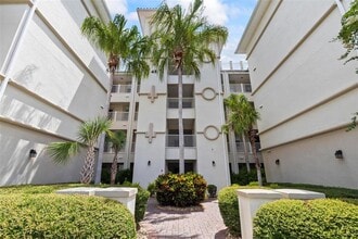 Building Photo - 45 Riverview Bend S
