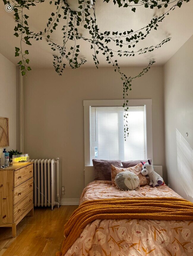 Foto del edificio - 275 Born St