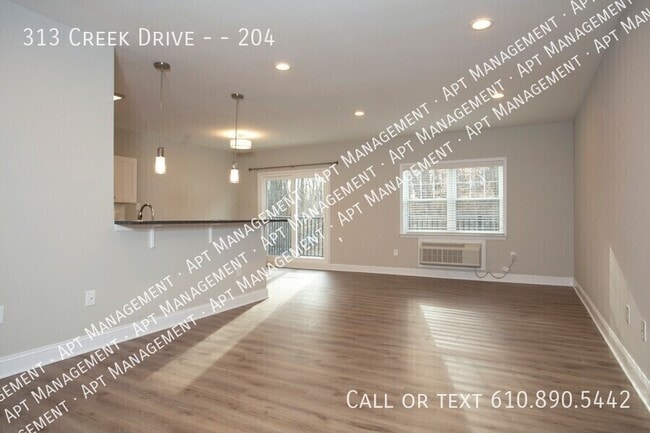 Photo - 313 Creek Dr Apartment