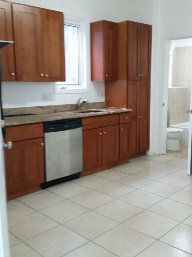 Foto del edificio - 522 Saratoga St