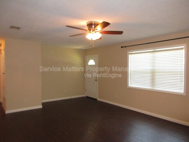 Building Photo - 4287 Diamond St