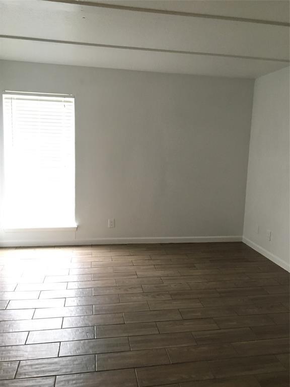 Foto del edificio - 6200 W Tidwell Rd