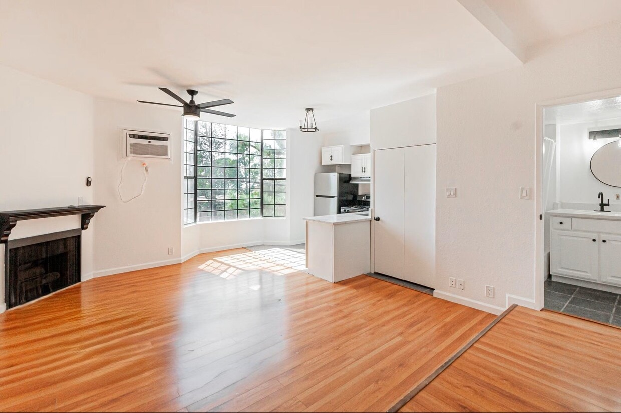 Primary Photo - Sherwood Apts - Tujunga