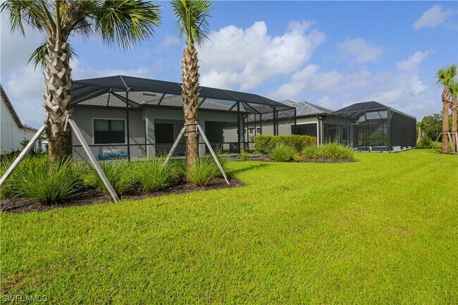 Building Photo - 9669 Everglades Dr