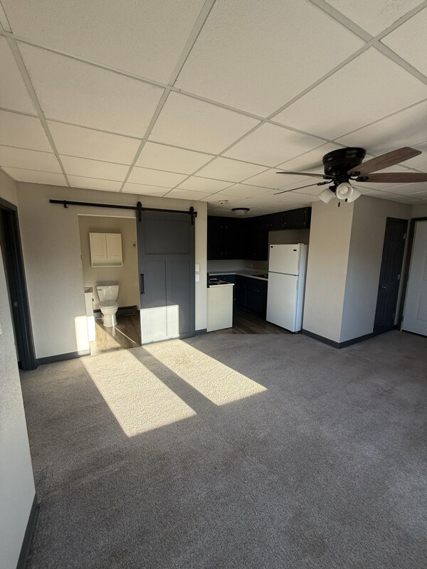 Foto del edificio - 112 W 1st St