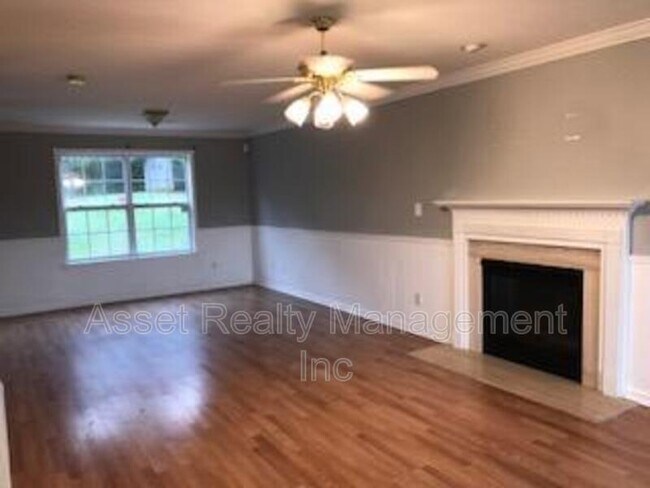 Building Photo - 432 Drakewood Rd