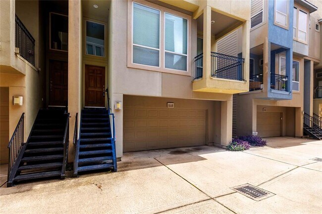 Foto del edificio - 5518 Crooms St
