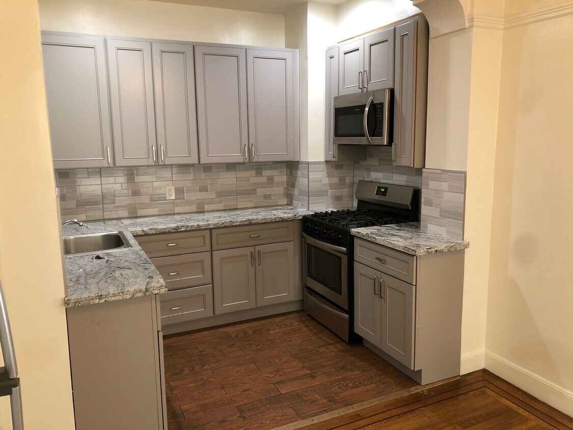 Foto principal - 1830 Clay St