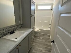 Building Photo - 397 Sunshine Dr
