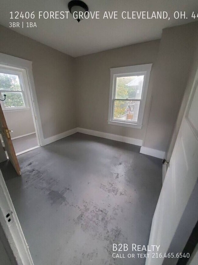 Foto del edificio - 12406 Forest Grove Ave