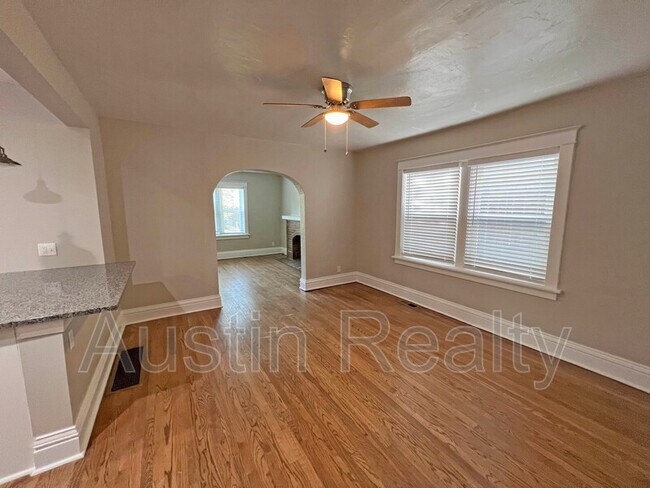 Foto del edificio - 7316 Lindell Blvd