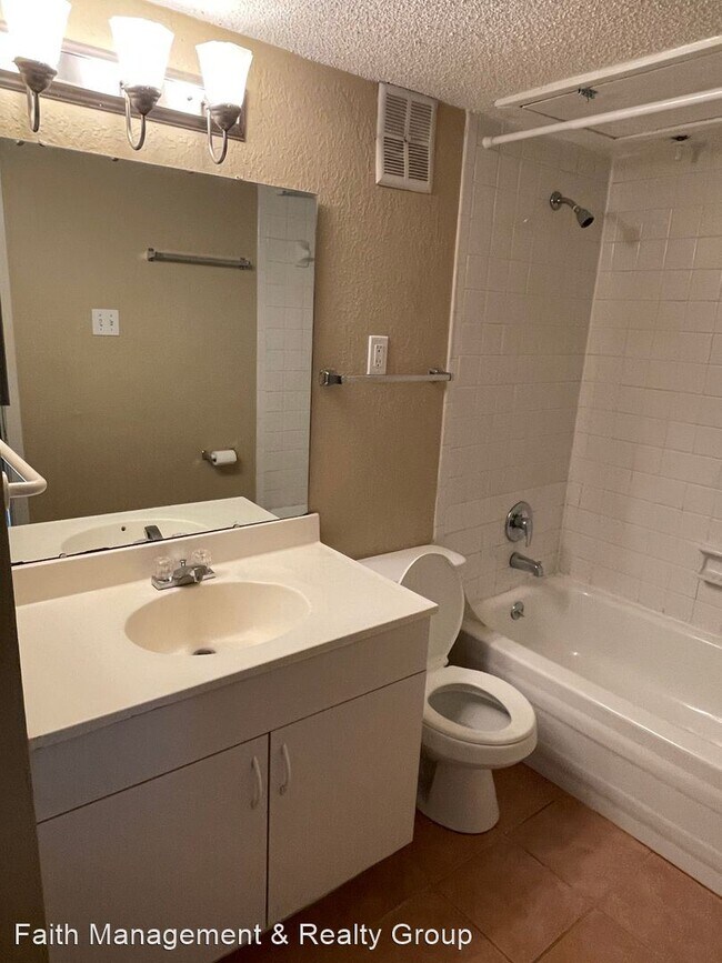 Building Photo - 1 br, 1 bath House - 6739 Quail Hollow Court
