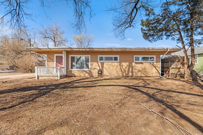 Foto del edificio - 2204 Cooper Ave