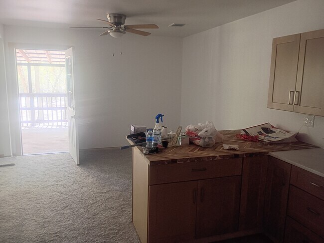 Foto del edificio - 738 Old Pin Oak Rd