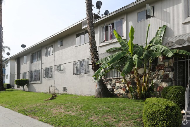 Foto del edificio - Coco Capri Apartments