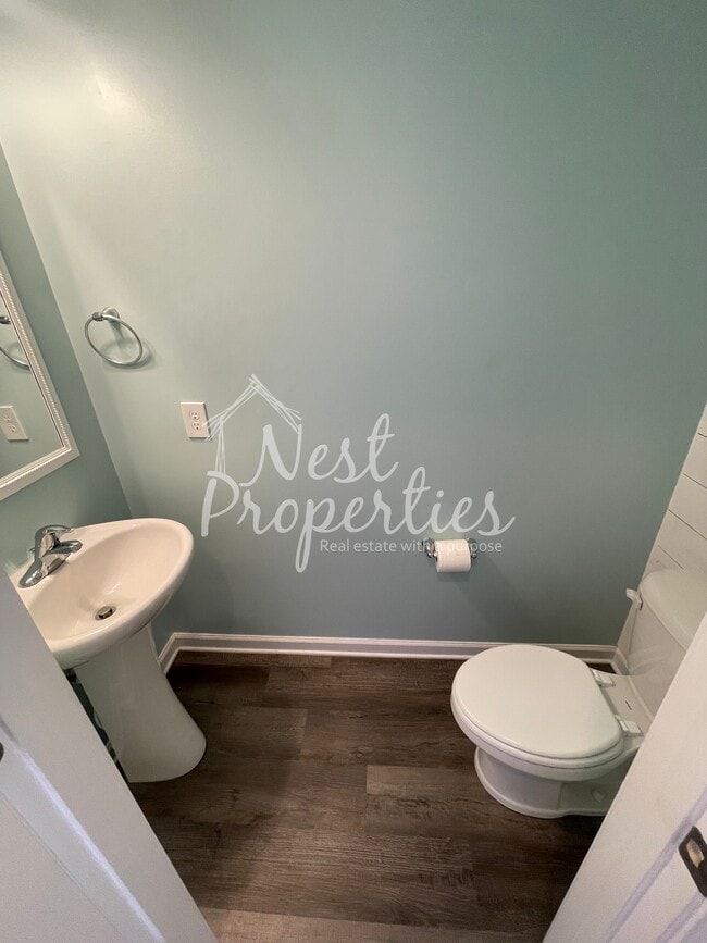 Foto del edificio - 1236 Deep Creek Rd