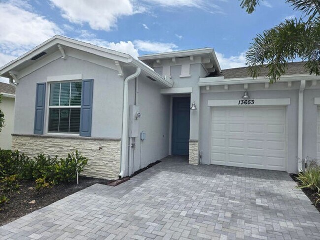 Foto del edificio - 13653 Jubilee Ln