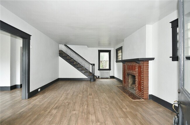 Foto del edificio - 1404 Marlboro Ave