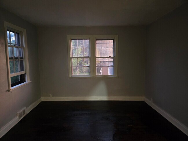 Foto del edificio - 330.5 River Ln