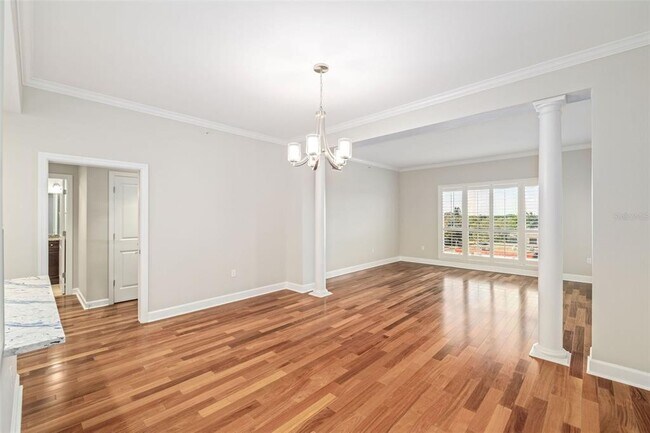 Foto del edificio - 2305 Edgewater Dr