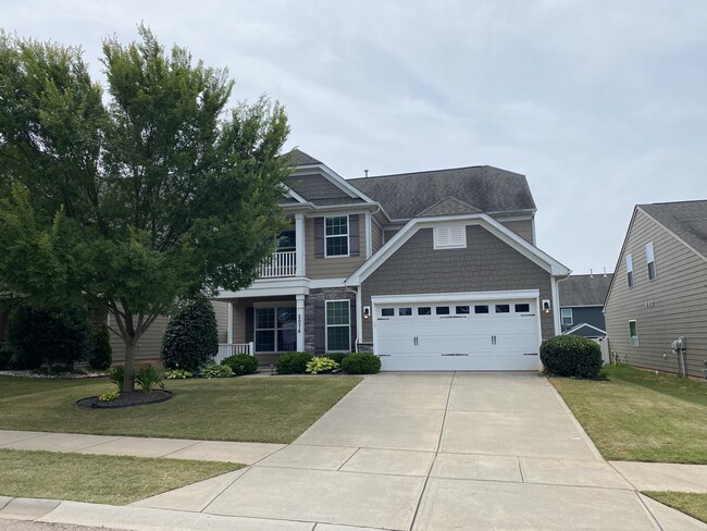 Building Photo - 2076 Waverly Ct