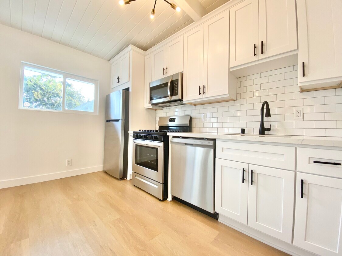 Foto principal - 1809 W 24th St