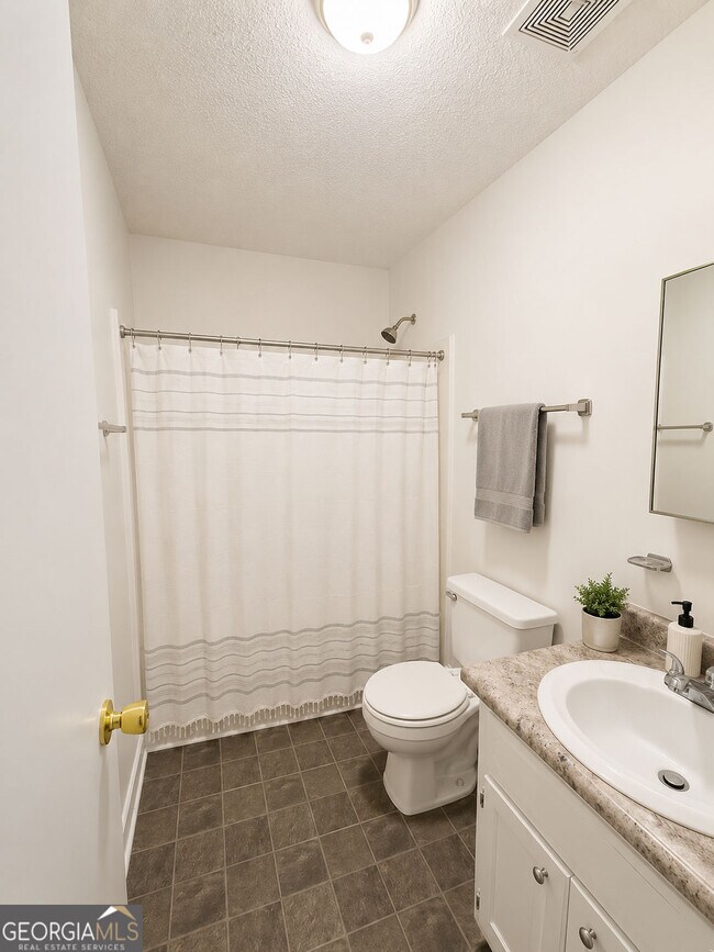 Foto del edificio - 232 Rustwood Dr