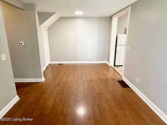 Foto del edificio - 2633 Alford Ave