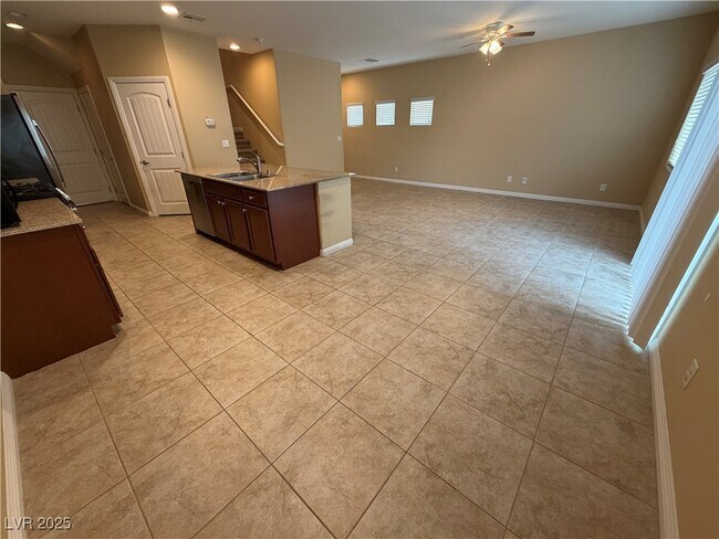 Foto del edificio - 2899 Rough Green St