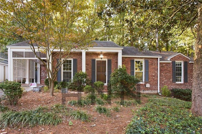 Foto del edificio - 381 Allison Dr NE