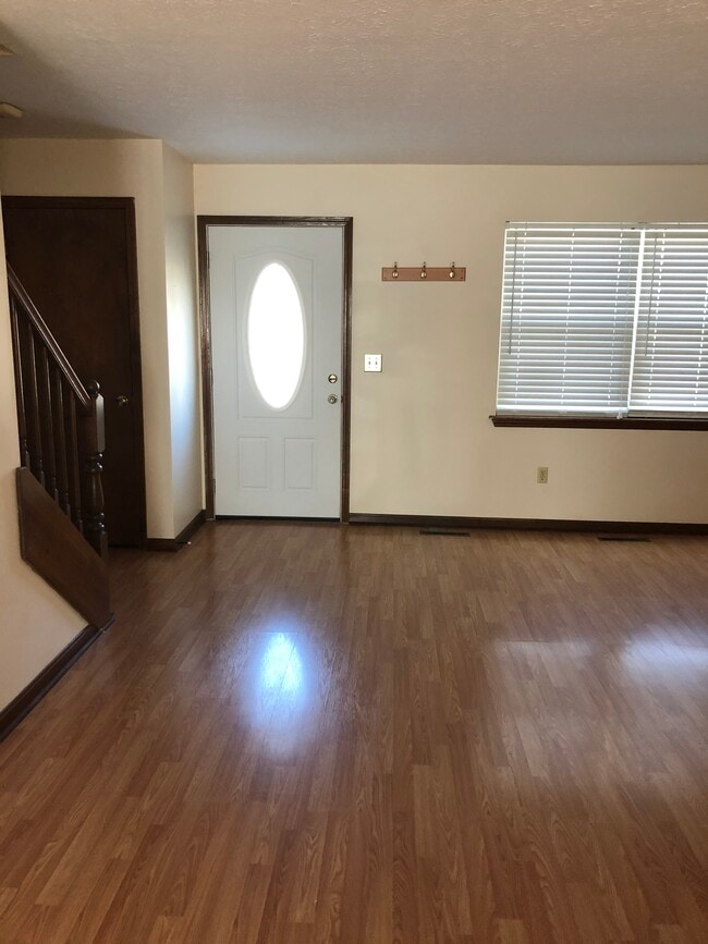 Building Photo - 2708 Pioneer Ct