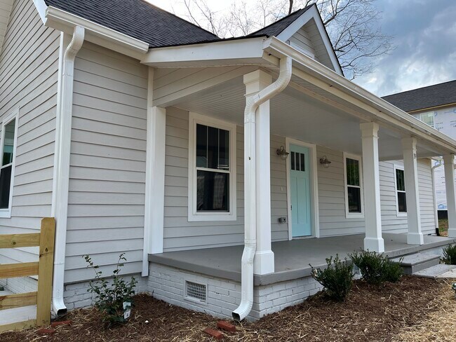 Photo - 19 Furman St House