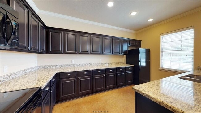 Building Photo - 103 Kimber Ln