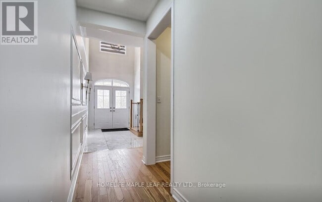 Building Photo - 48 Farringdon Cres