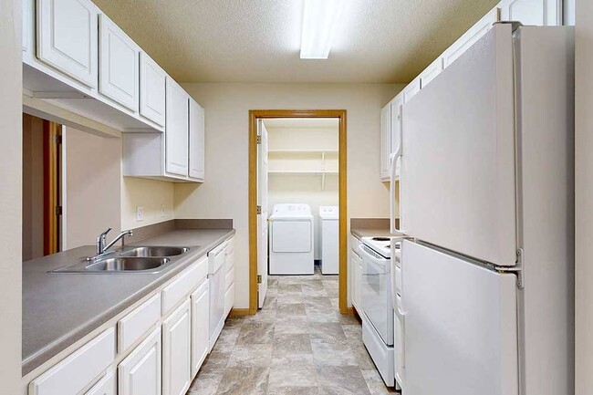 Building Photo - Northbrook Apartments