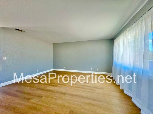 Foto del edificio - 16327 Seneca Rd.