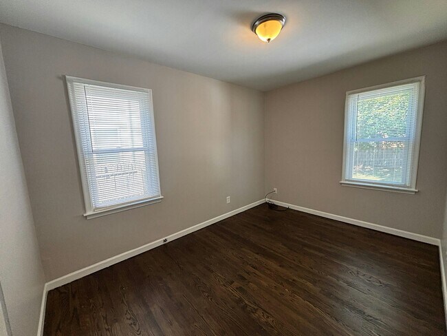 Foto del edificio - 837 E Woodward Heights Blvd