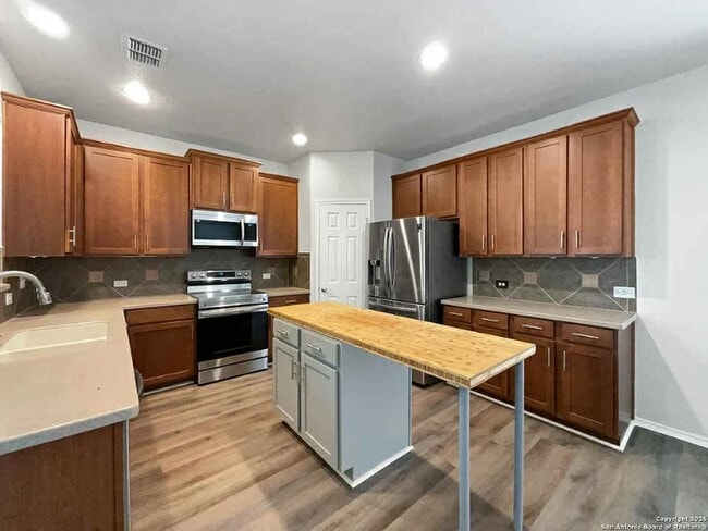 Building Photo - 8102 Grissom Cir